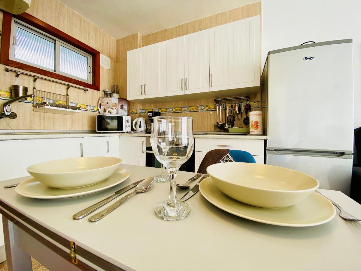 Orange And White Apartment In Yumbo San Bartolome de Tirajana  Exterior photo